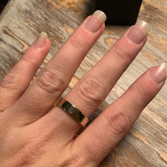 NEW 💗 5mm 14K Gold Band - Picture 9 of 12